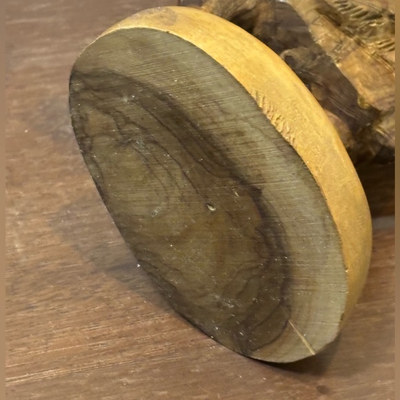 Wood Sculpture Statue Art Figurine Carved Woman Detailed Outfit. - Picture 9 of 16